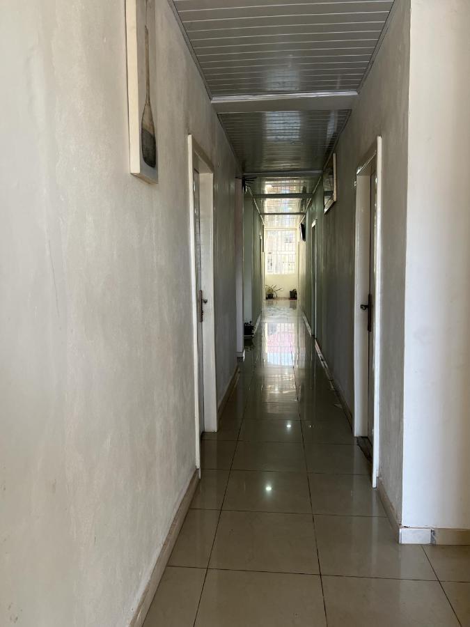 Sky Inn Hotel Freetown Dış mekan fotoğraf